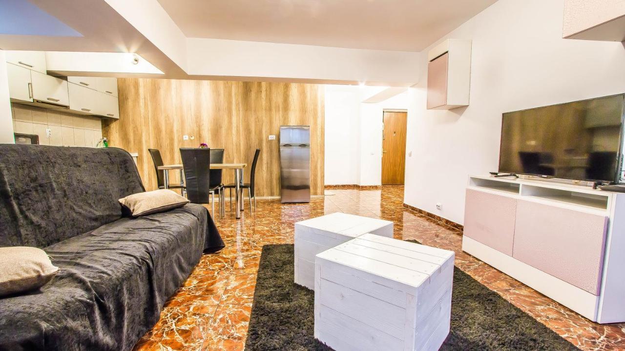 City Center Bulevard Unirii Spacious Apartment Bucarest Esterno foto